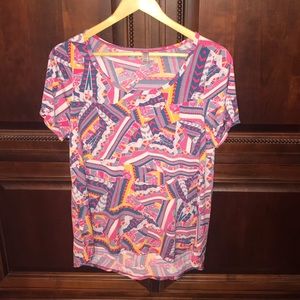 Like new Lularoe  perfect tee size medium